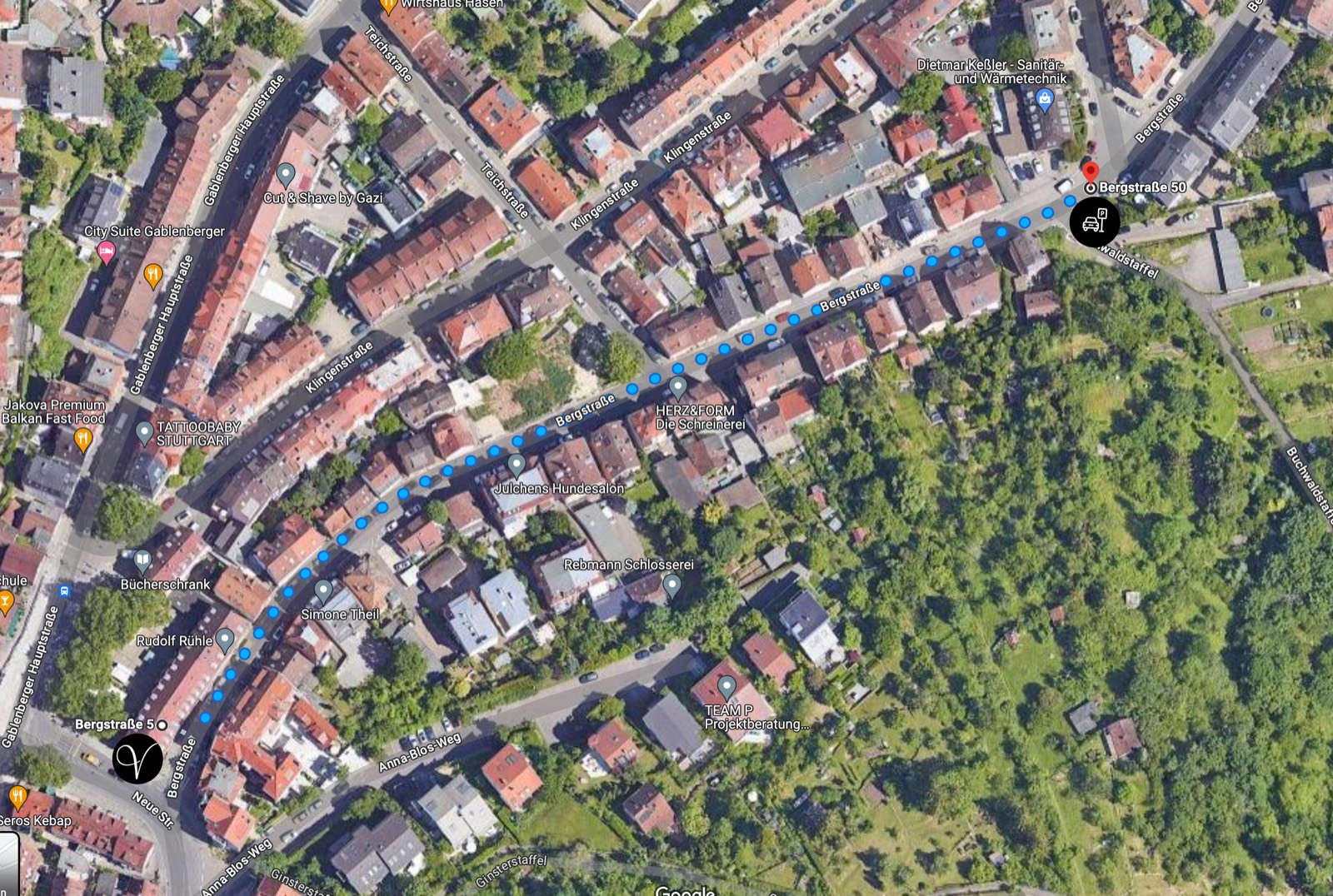 Eigene Parkplätze der Trattoria Vivaldi in der Bergstraße 46